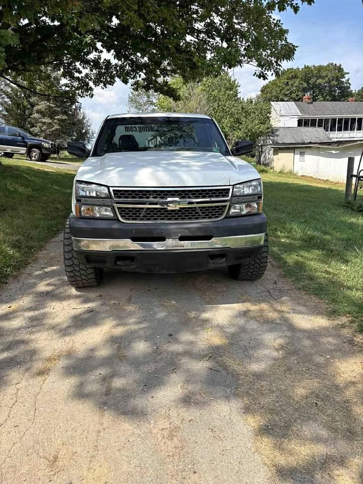 2007 Chevrolet 2500 Base