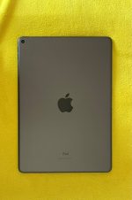 iPad Air 3 - Image 2