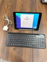 Bundle: Apple iPad Gen 7 32 GB with Apple Pencil and Heyday Keyboard Bundle