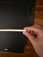 Bundle - iPad Air 4th Generation 64GB + Apple Pencil and Apple Magic Keyboard - 图片 4